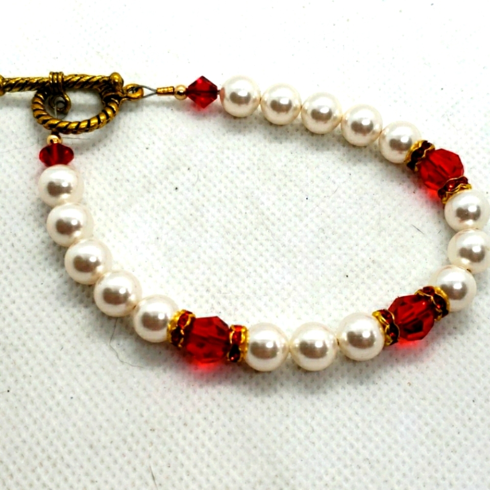 ⬇️2 for $10 Bundle for price⬇️               Handmade Bracelet